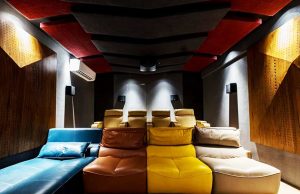 HOME-THEATER-SOUND-SYSTEM